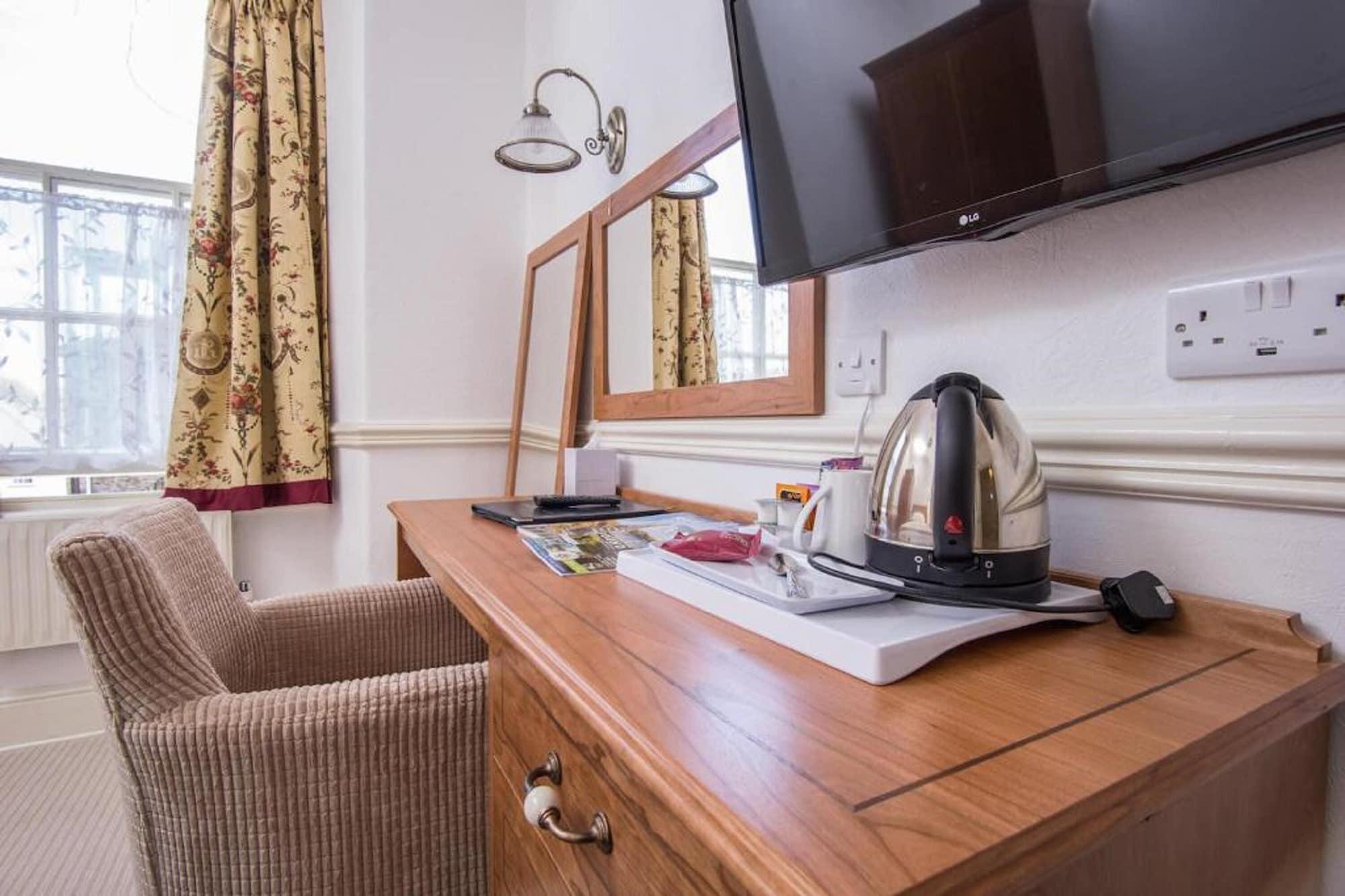 The Queens Hotel Penzance Buitenkant foto