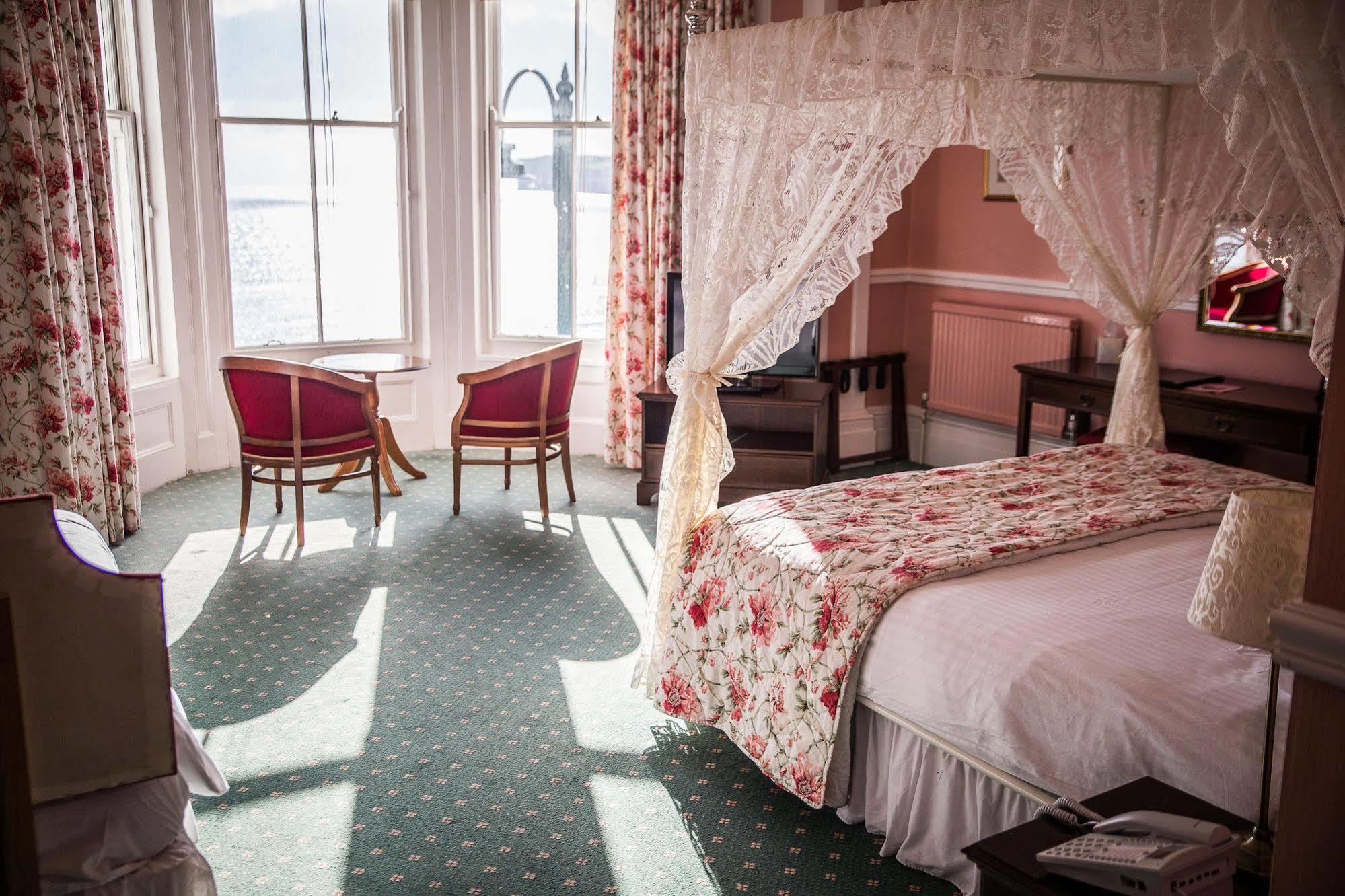 The Queens Hotel Penzance Buitenkant foto