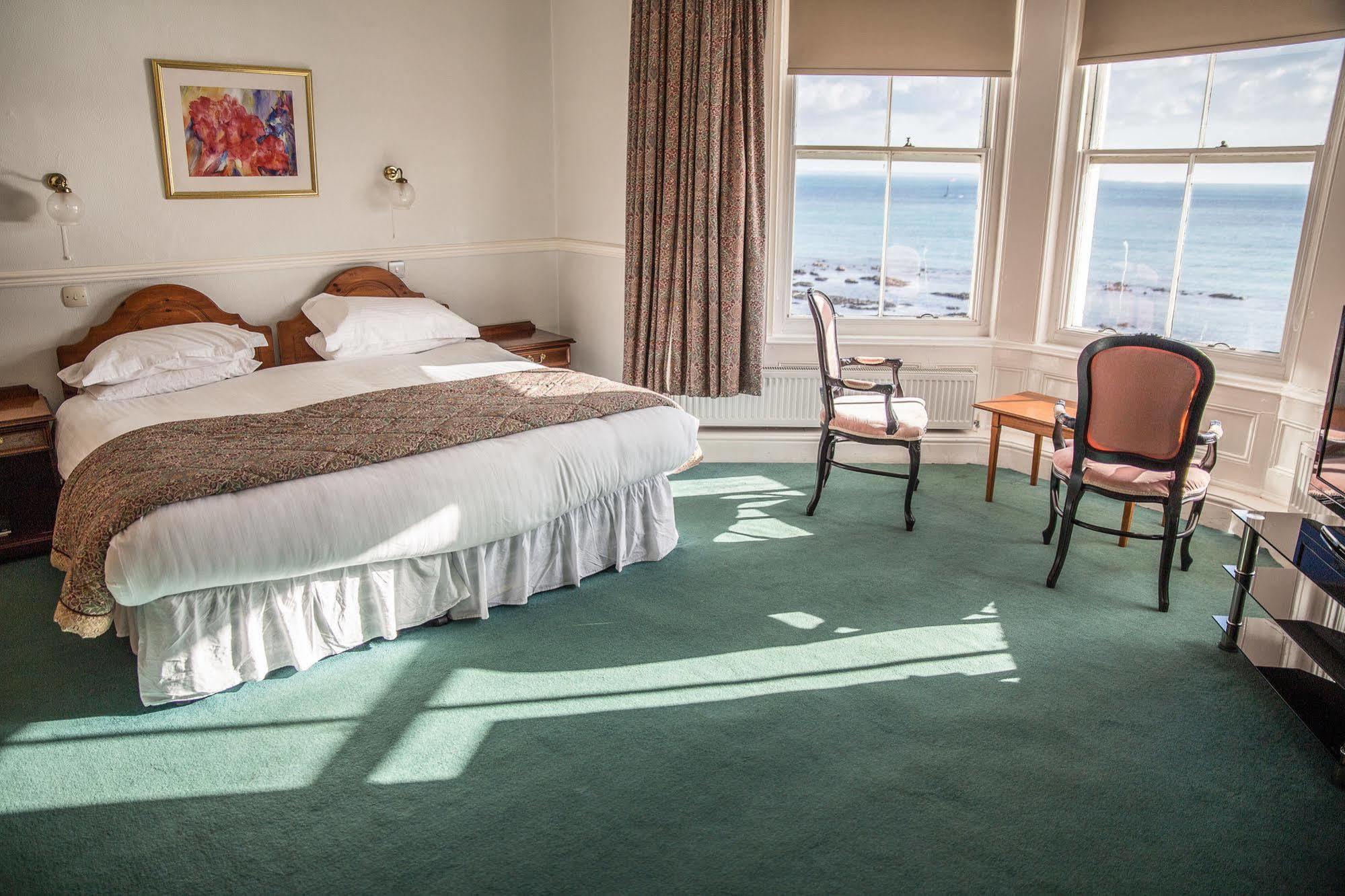 The Queens Hotel Penzance Buitenkant foto